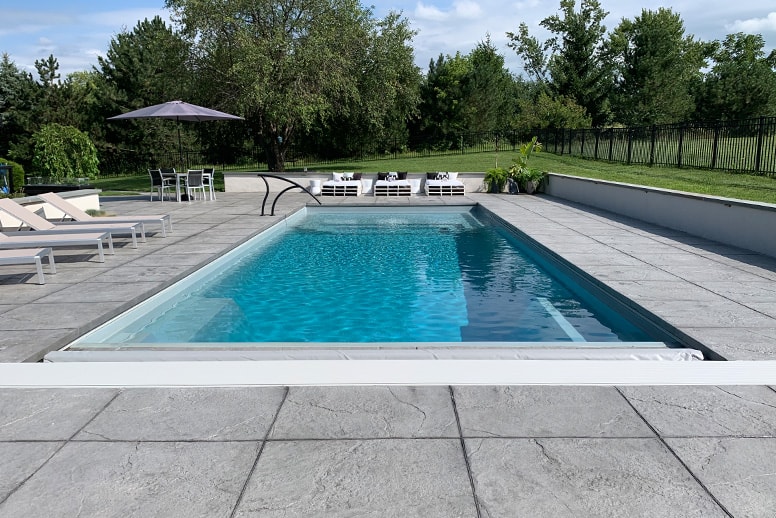 40′ Ice Silver, Illusion, Finish Photo