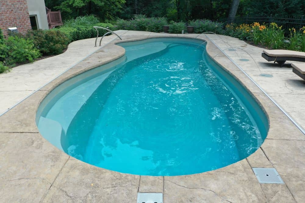 DJI_0004 – 40′ ICE SILVER INSPIRATION