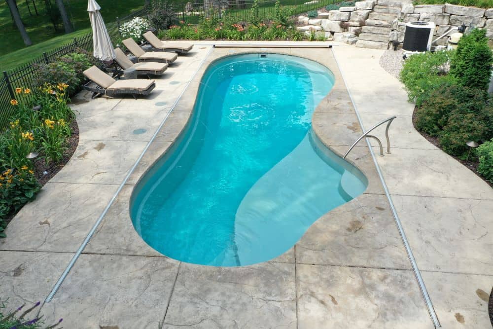 DJI_0051 – 40′ ICE SILVER INSPIRATION