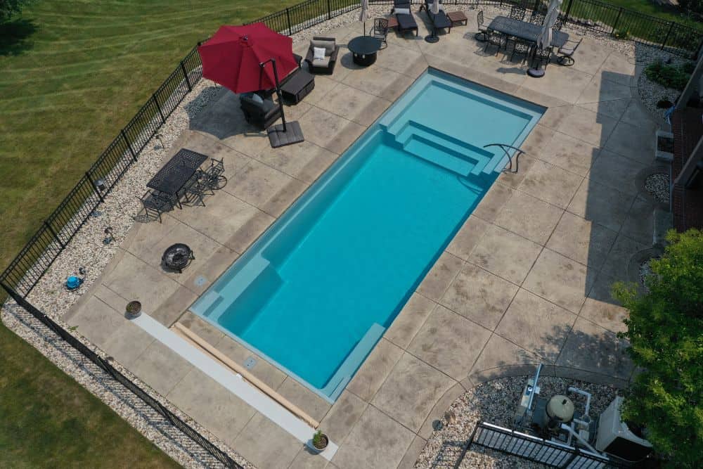 DJI_0055 – 40′ ICE SILVER ILLUSION