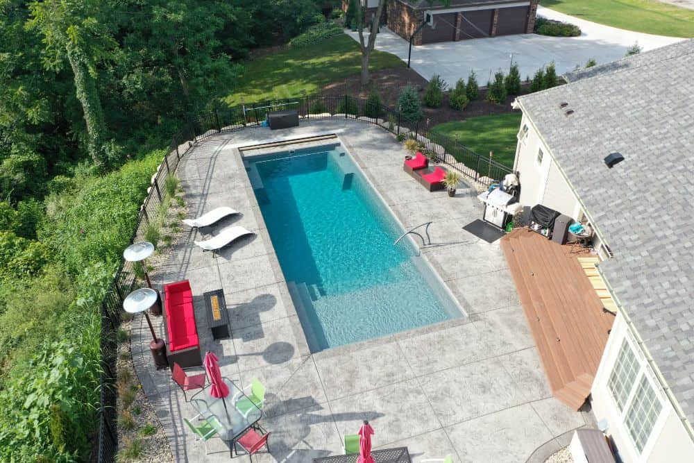 DJI_0217 – 40′ STORM GRAY ILLUSION