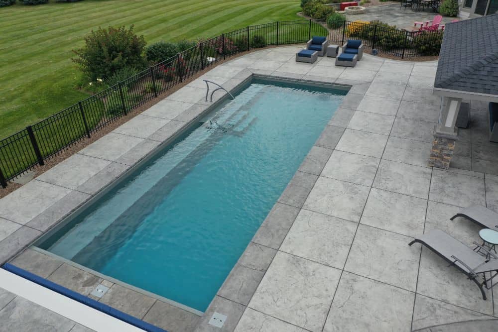 Waukesha-County-40-Storm Gray Marvelous Oconomowoc – 2